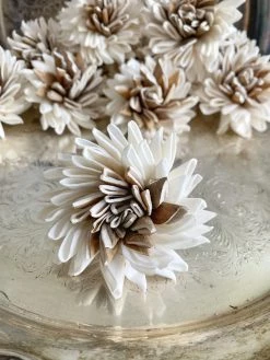 Oh! You're Lovely Winifred™ - Set Of 12 - 2.5 Inches Sola Wood Flower Sets